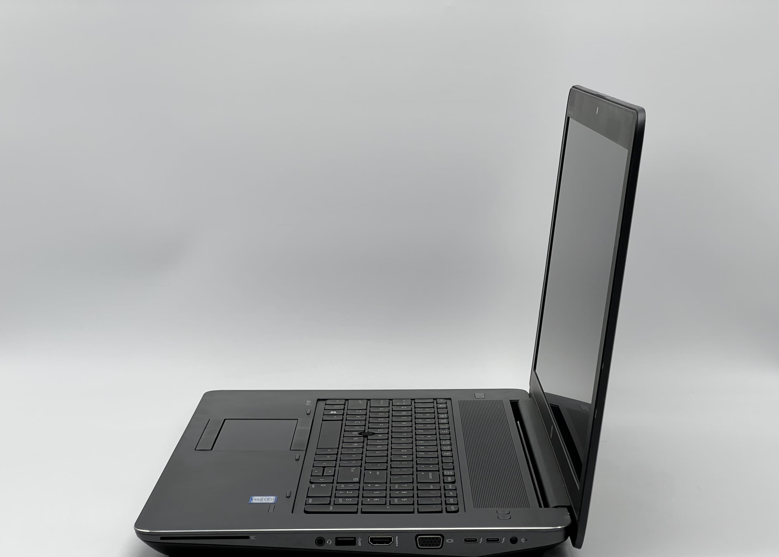 HP ZBook 17 G3 i5-6440HQ 16/480 - фото 3