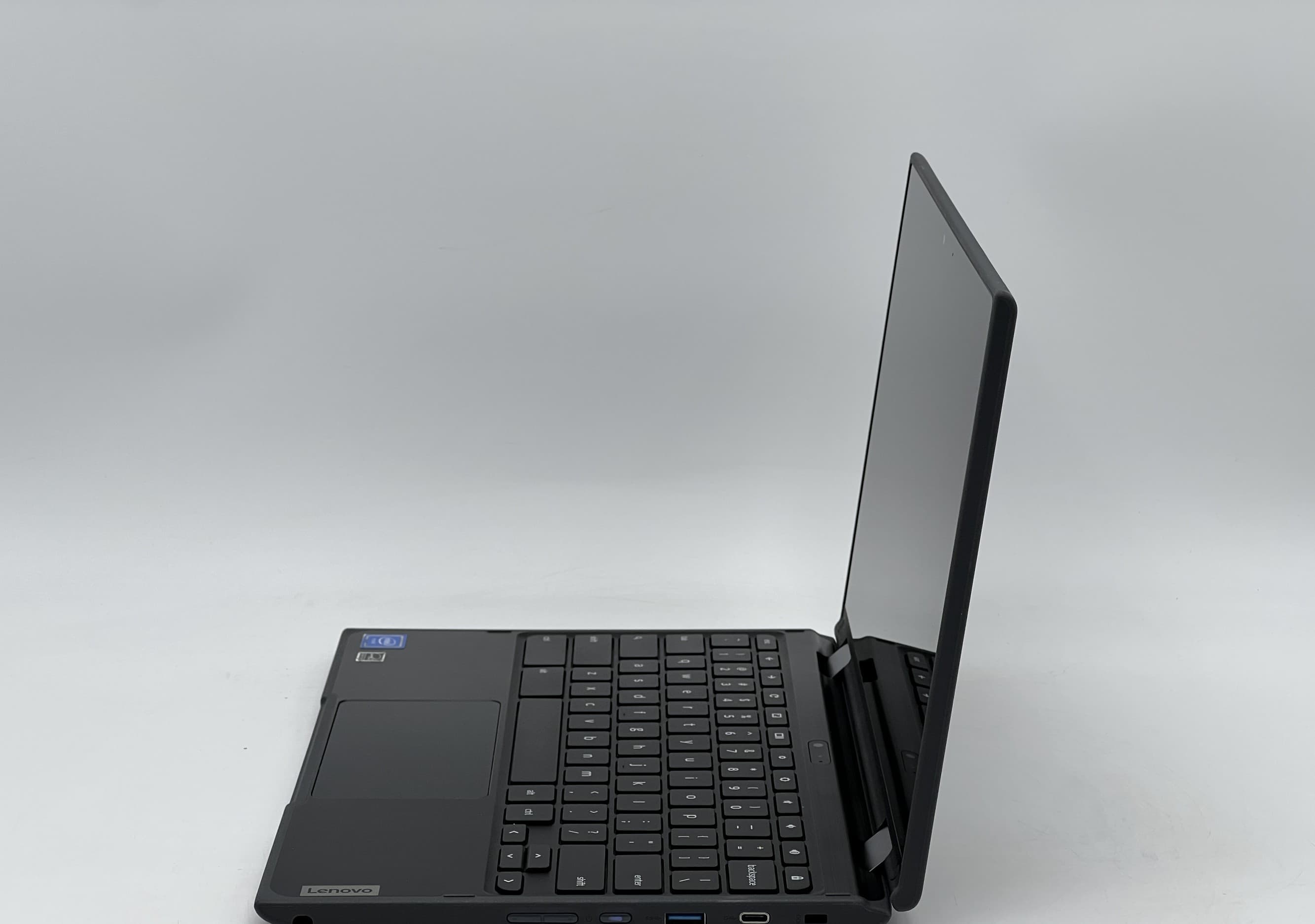 Lenovo 500e Chromebook 2nd Gen 2 in 1 11" Celeron N4120 4/32 - фото 3