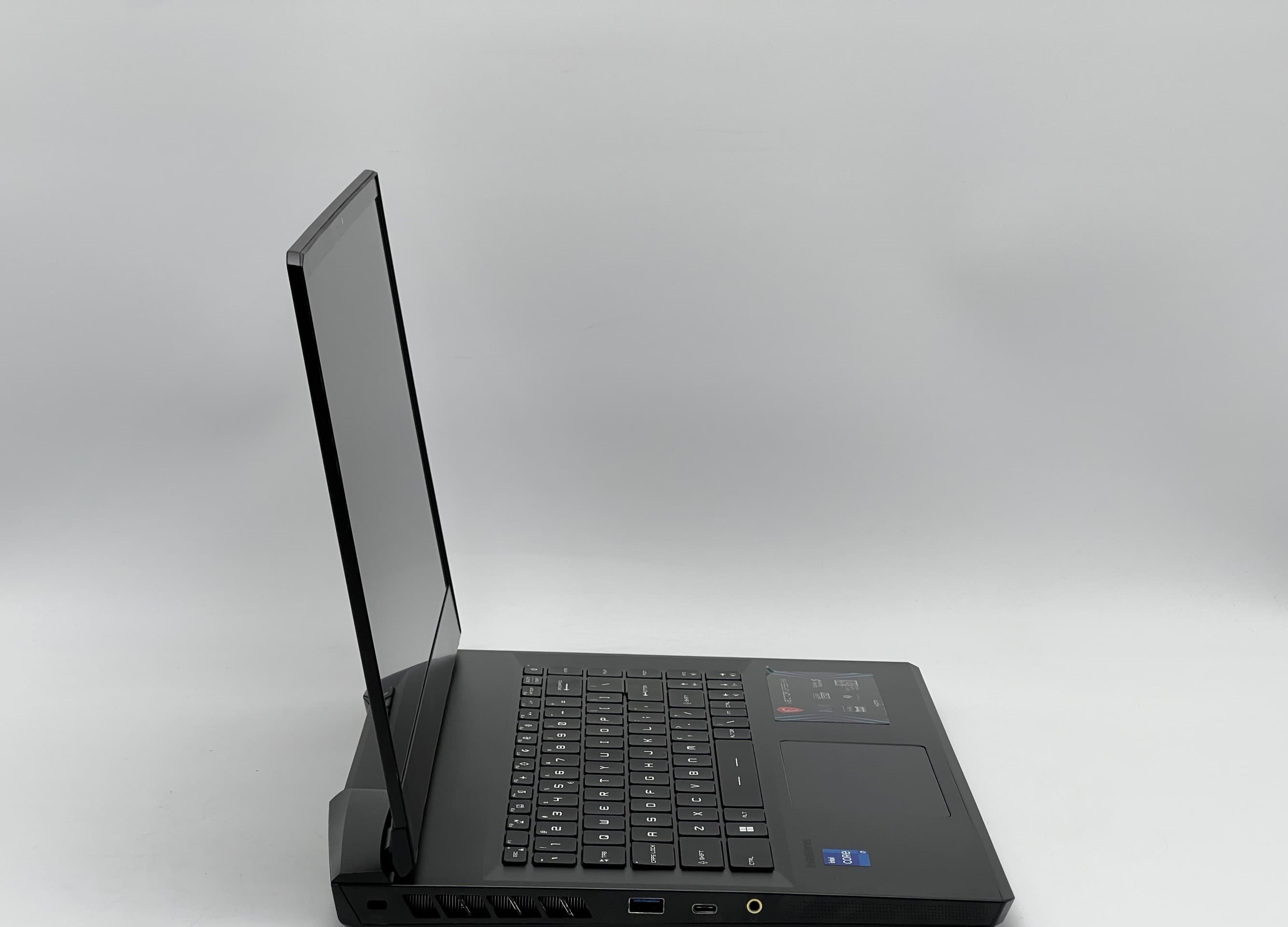 MSI Vector GP66HX 15" i7-12800HX 16/240 - фото 2