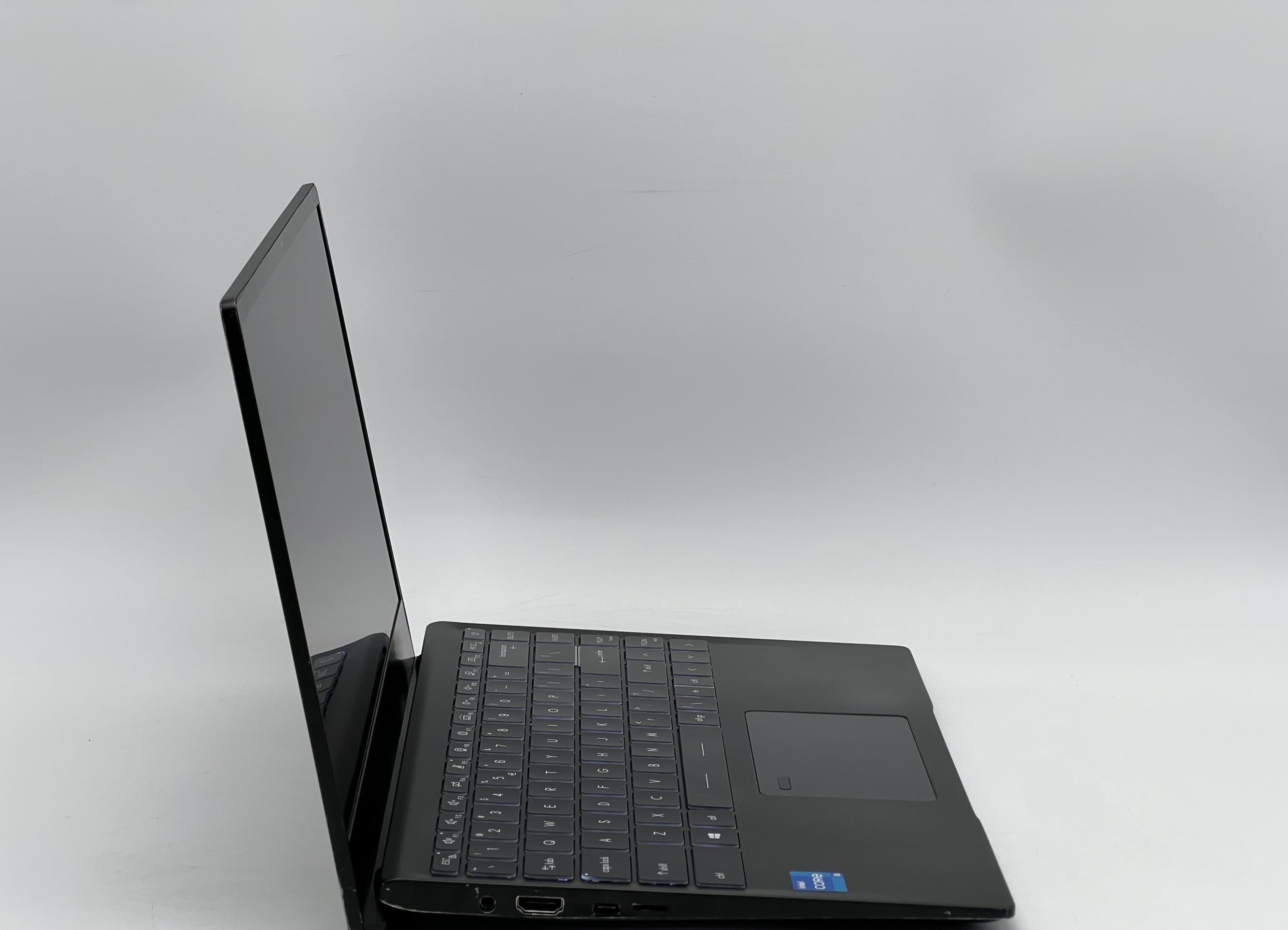 MSI Summit B14 A11M-077US i5-1135G7 16/512 - фото 2