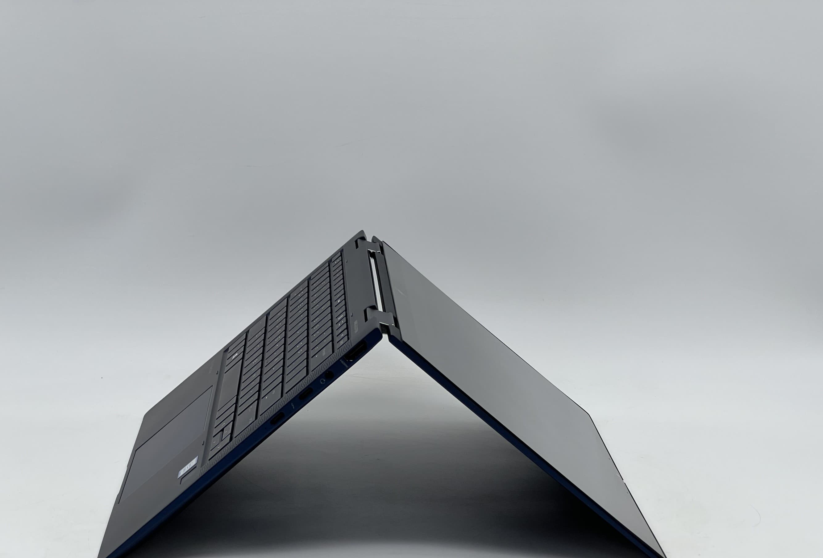 HP Elite Dragonfly 13" i5-8365U 16/480 - фото 4