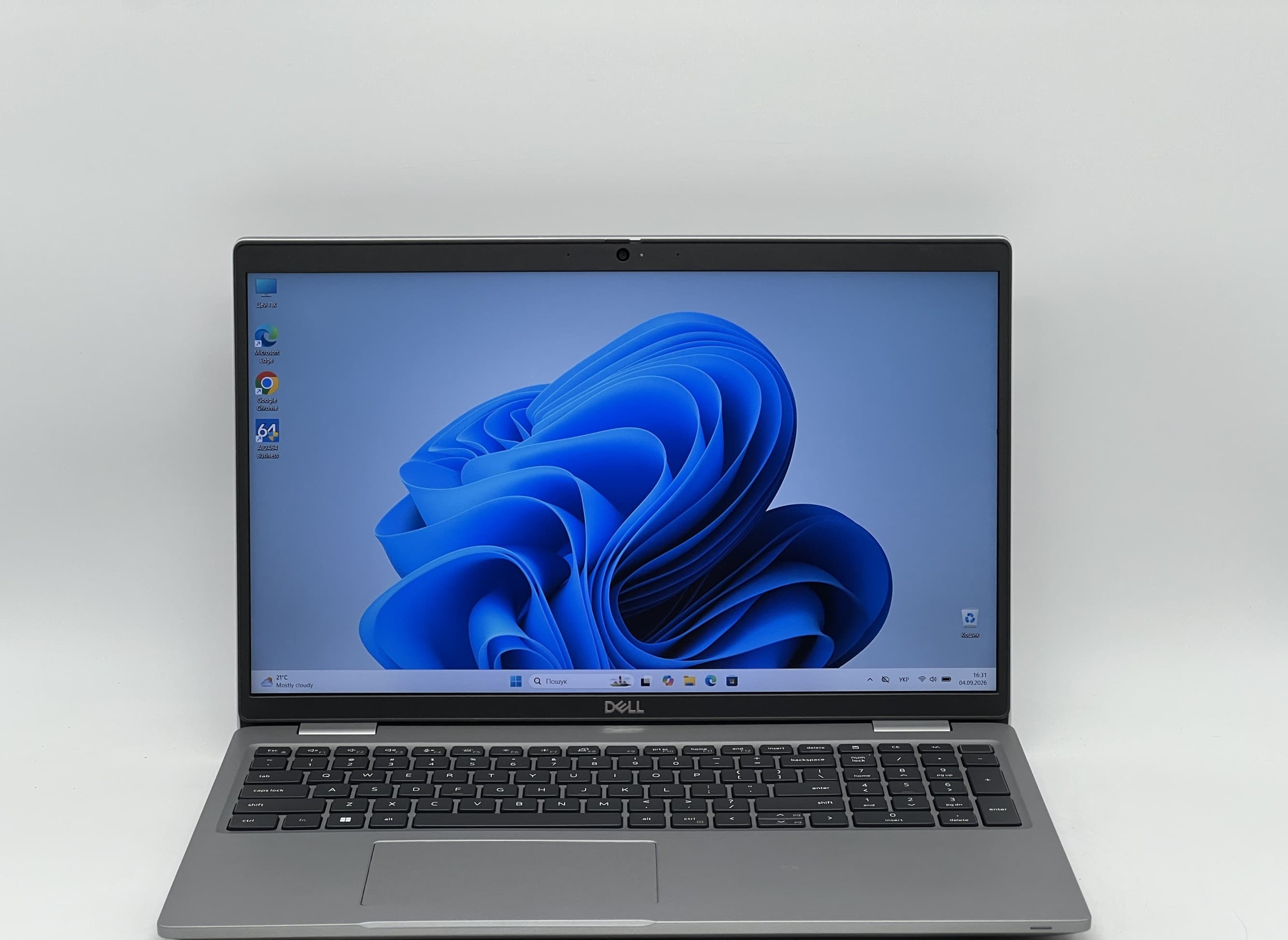 Dell Latitude 5520 15" i5-1145G7 16/240 - фото 1