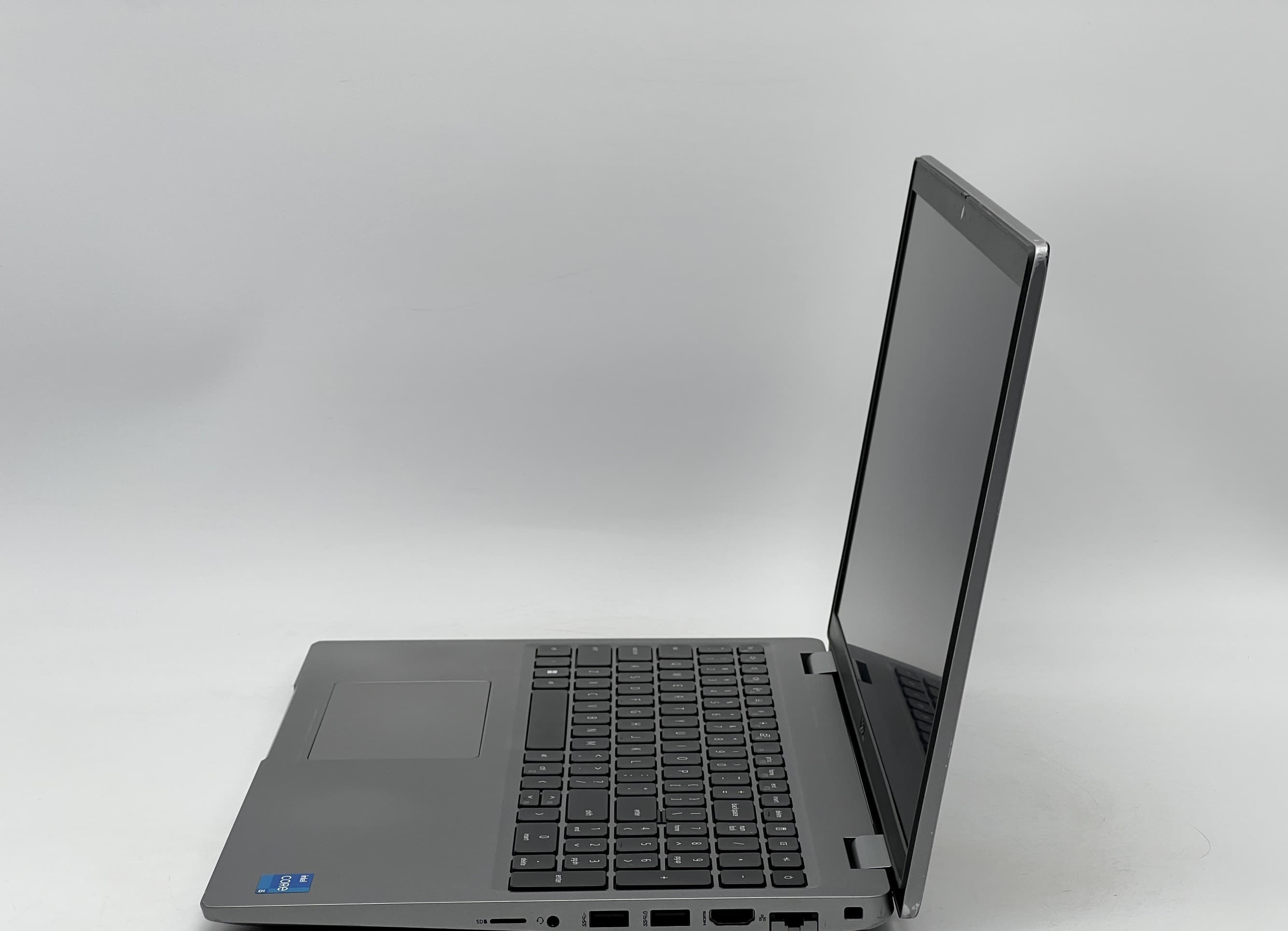 Dell Latitude 5520 15" i5-1135G7 16/240 - фото 3
