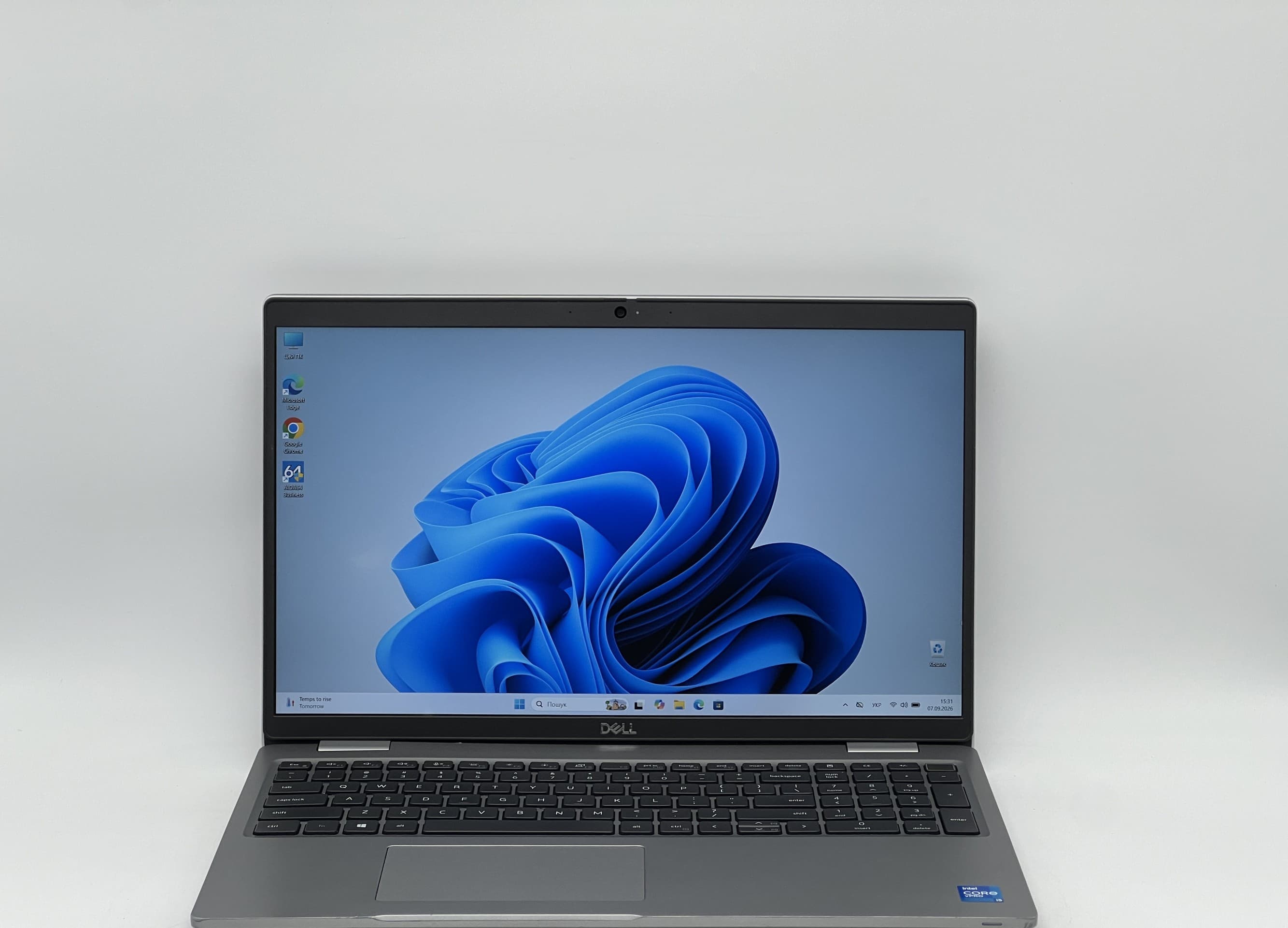 Dell Latitude 5520 15" i5-1145G7 16/240 - фото 1