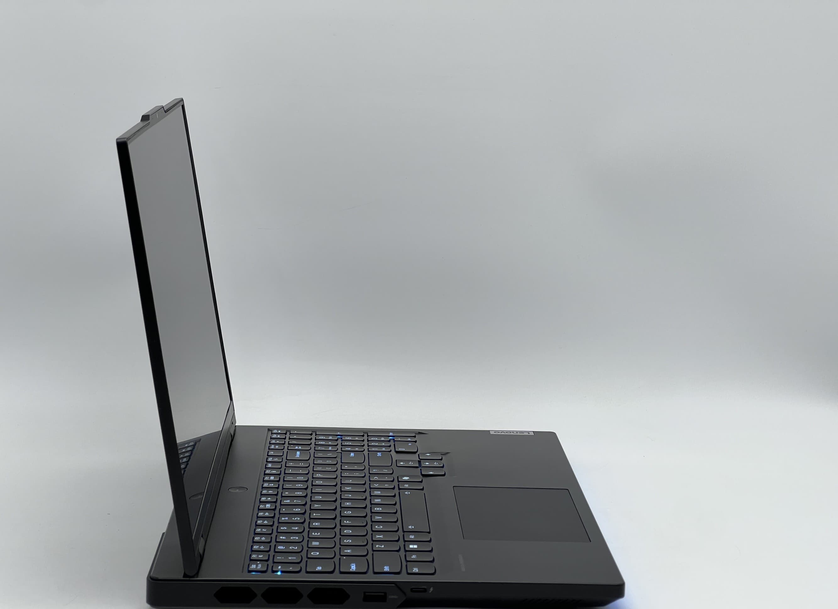 Lenovo Legion Pro 7 16IRX9H i9-14900HX 32/960 RTX 4080 12GB - фото 2