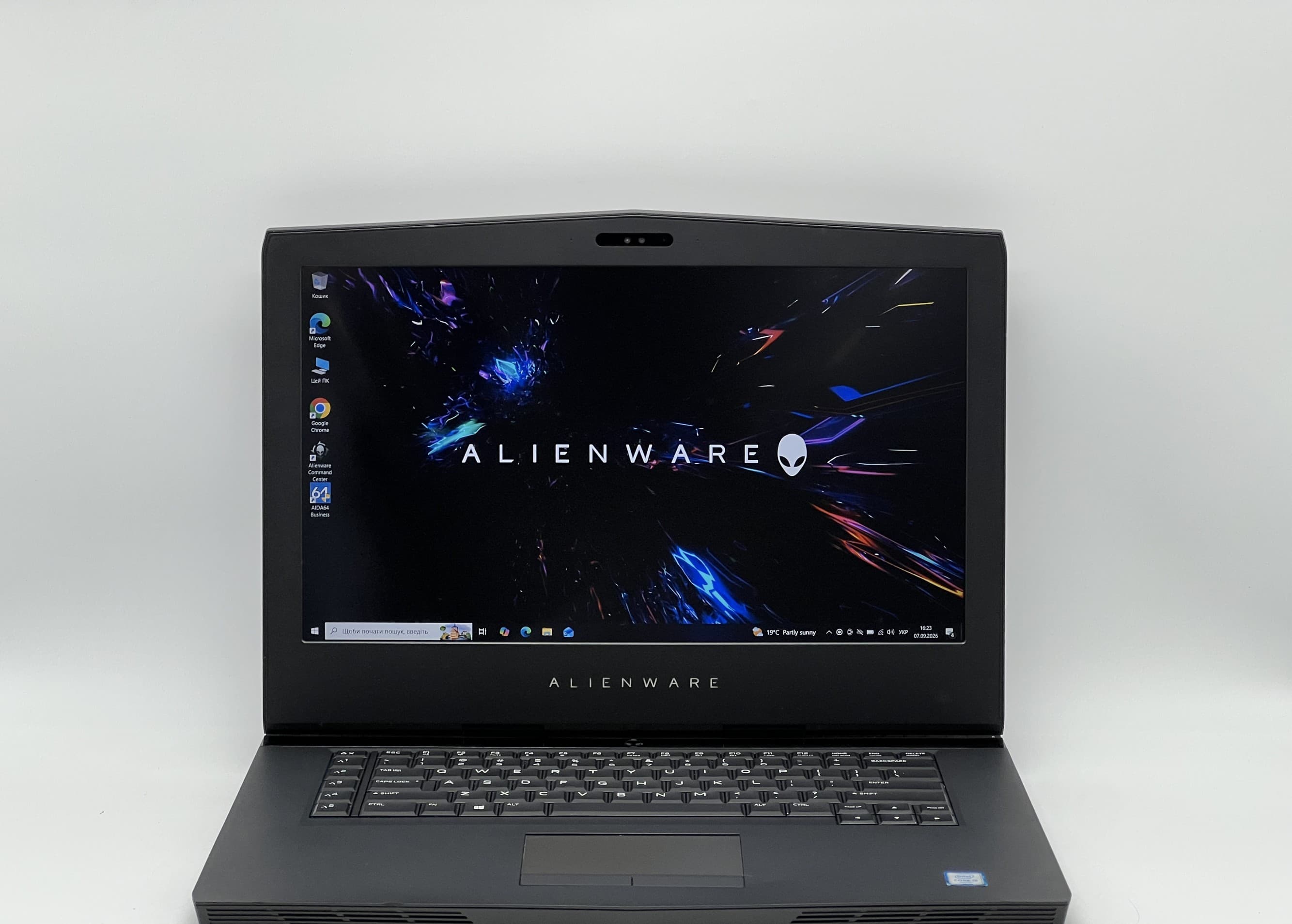 Dell Alienware 15 R3 i5-6300HQ 16/480 GTX 1060 6GB