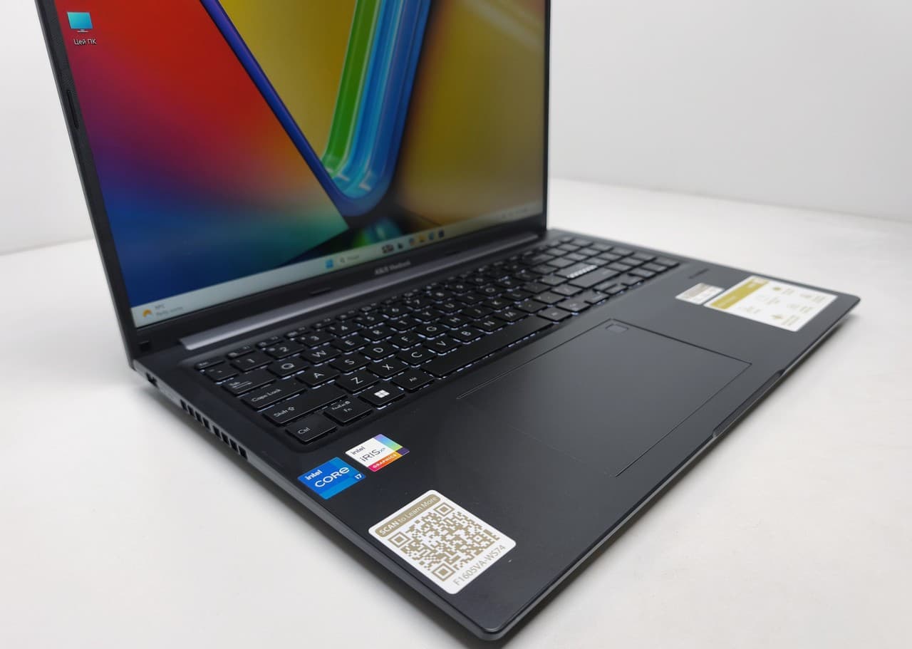 Asus VivoBook 16 Core i7-1355U 16/512
