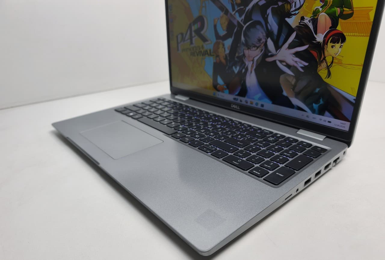 Dell Latitude 5520 15.6" FHD Core i7-1185G7 8/256