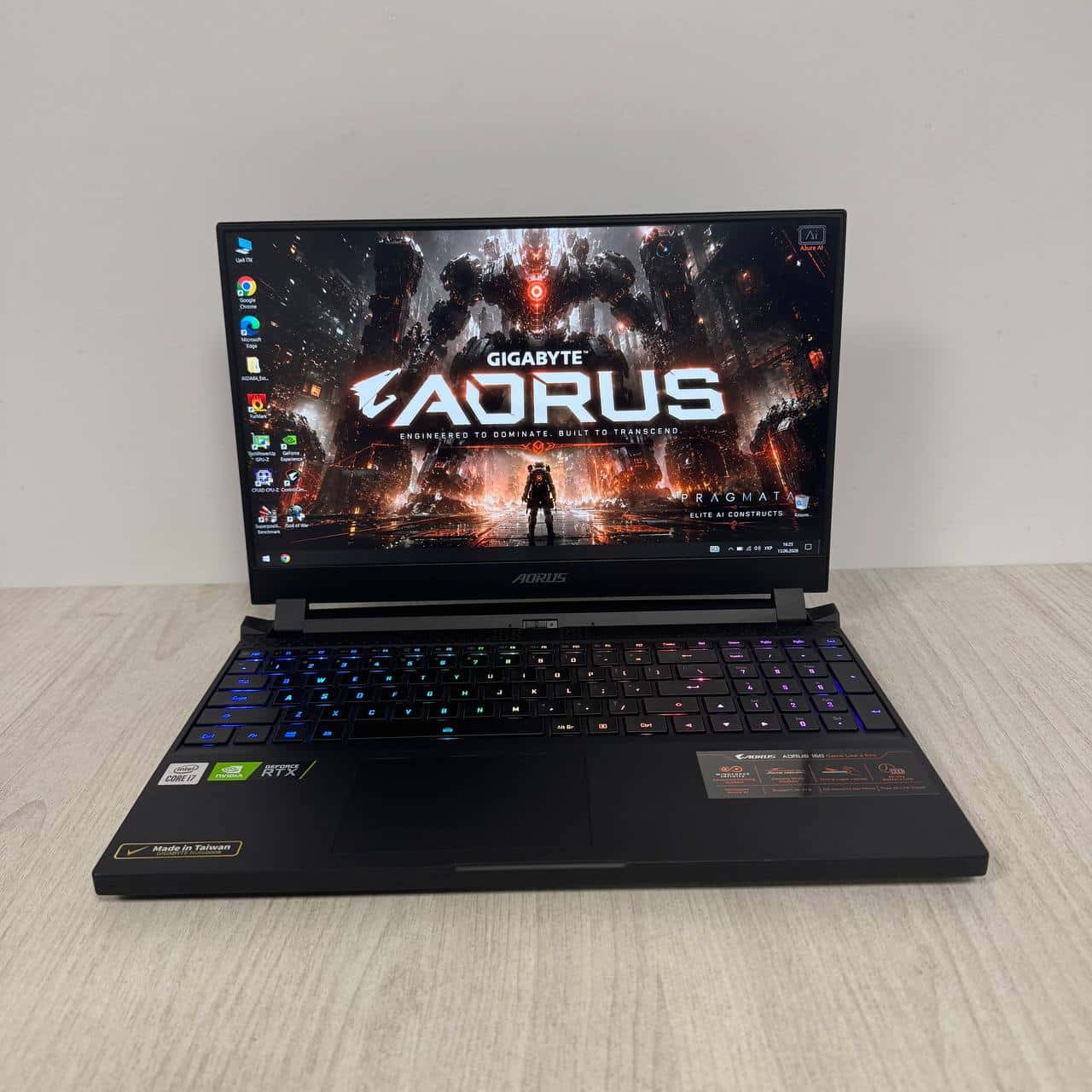 Gigabyte Aorus 15G YC Intel Core i7-10870H RTX 3080