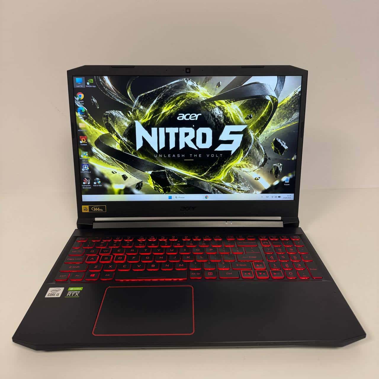 Acer Nitro 5 AN515-55 16/512 15.6" FHD 144Hz i5 10300H 16/512 RTX 3050 4GB