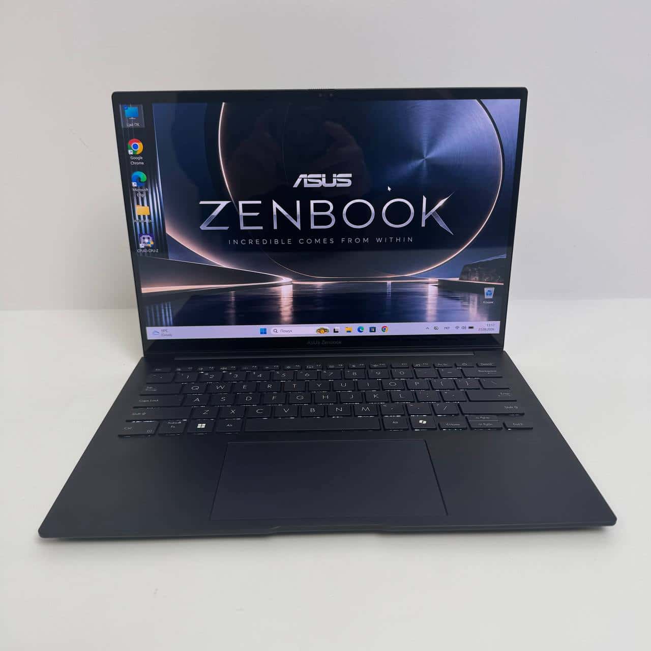 Asus ZenBook 14 OLED UM3406KA OLED Touch 14.0" FHD+ Ryzen AI 7 350 32/1.024TB