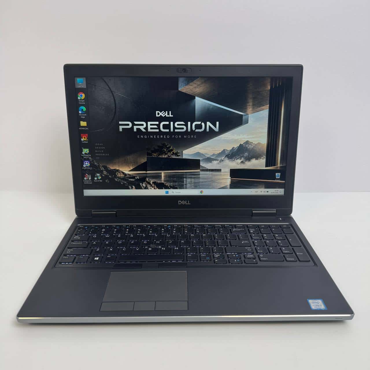 Dell Presicion 7540 Quadro 15.6" FHD Core i7-9850H 32/512 RTX 3000 6GB