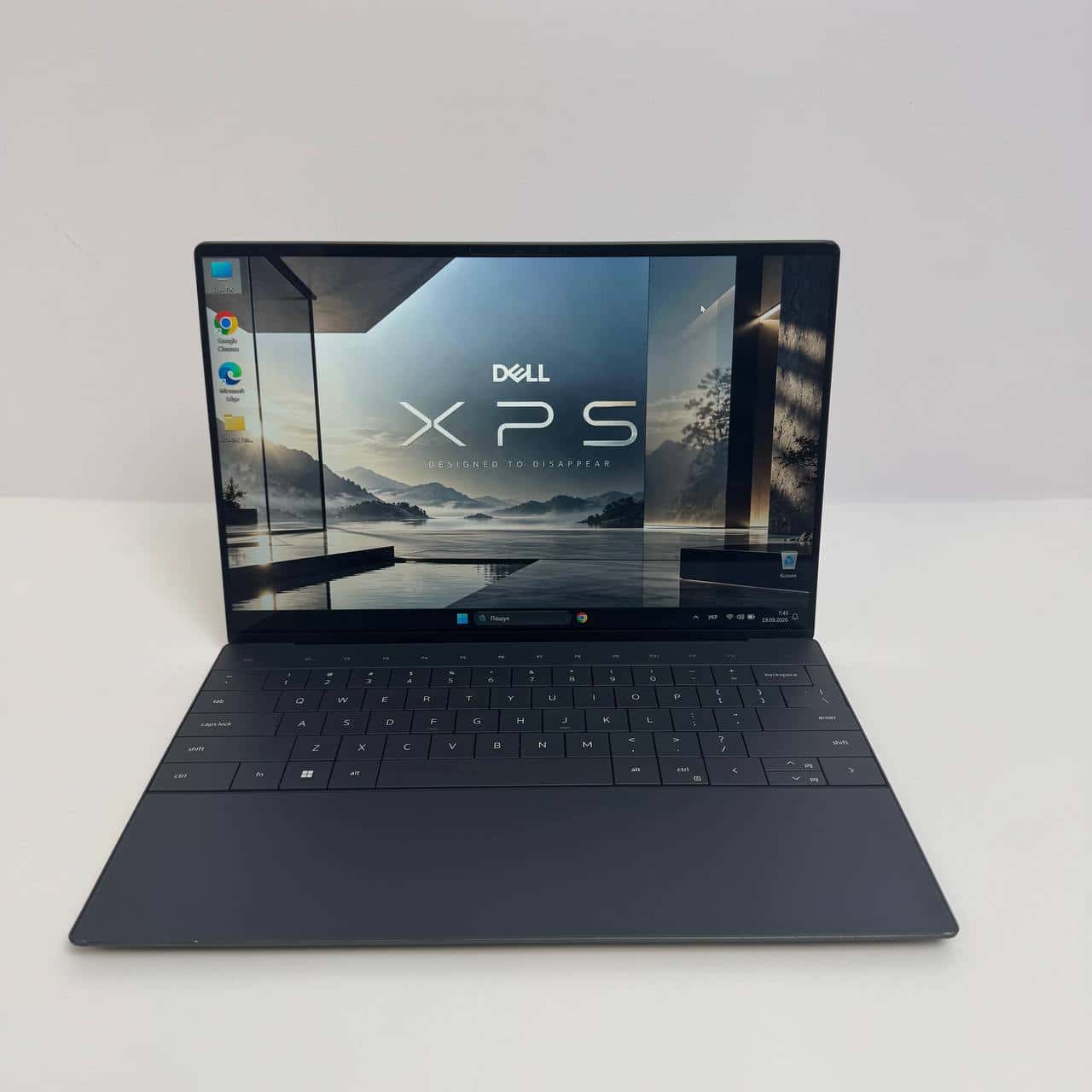 Dell XPS 9320 13.4" FHD+ Core i7-1370P 16/512