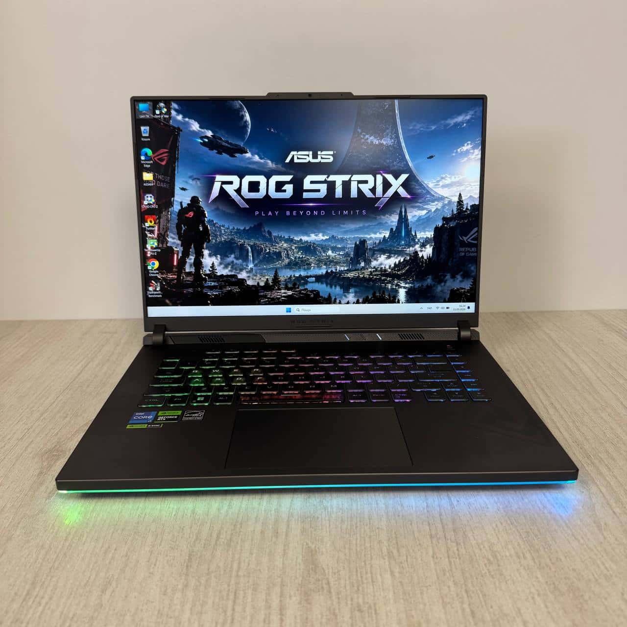 Asus ROG Strix G16 G614JV 16.0" FHD+ 165Hz Core i7-13650HX 16/512 RTX 4060 8GB