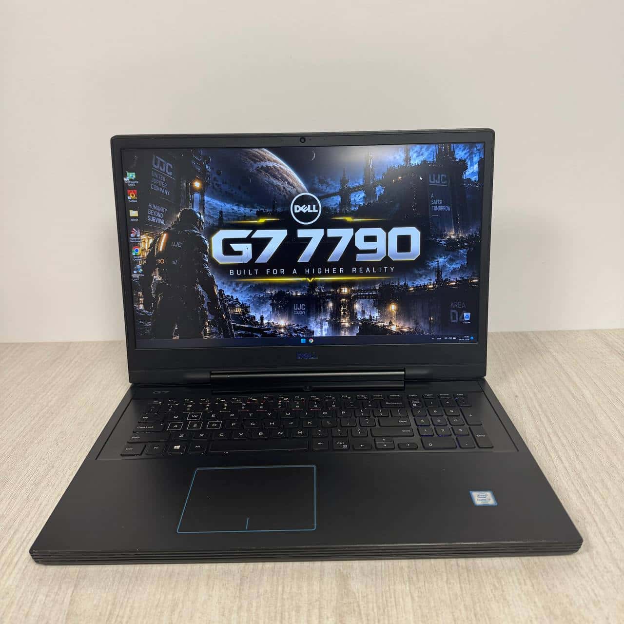 Dell G7 7790 17.3" FHD Core i7-9750H 16/500 RTX 2060 6GB