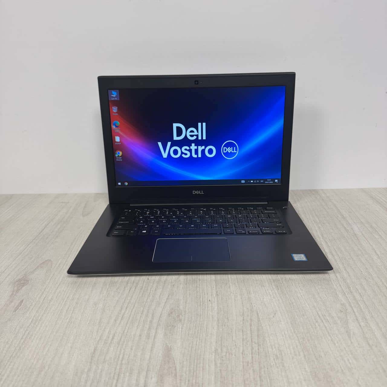 Dell Vostro 5471 14.6" FHD Core i5-8250U 8/256