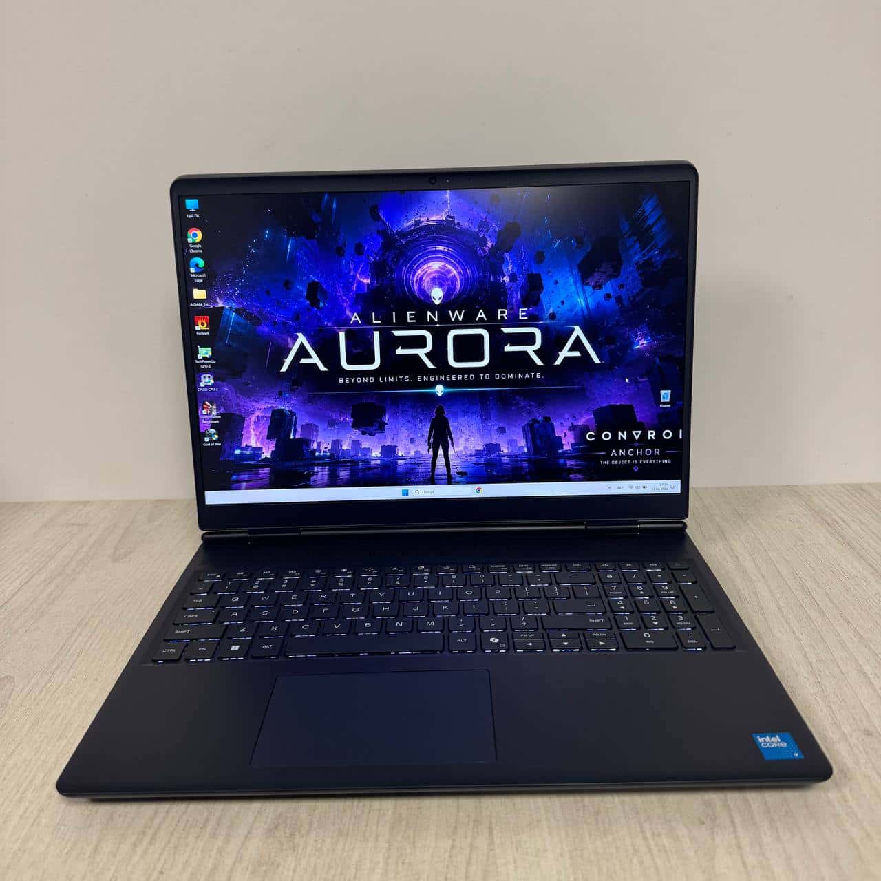 Dell Alienware 16 Aurora 16.0" QHD+ 120Hz Core 9 270H 16/512 RTX 5070 8GB