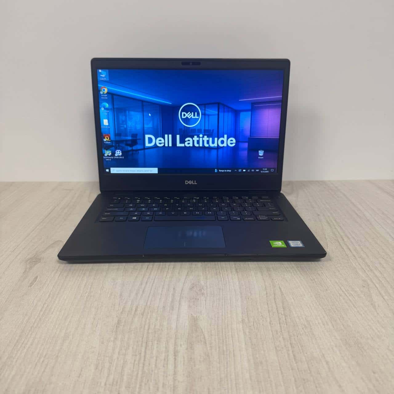 Dell Latitude 3400 Touch 14.0" FHD Core i7-8565U 16/256