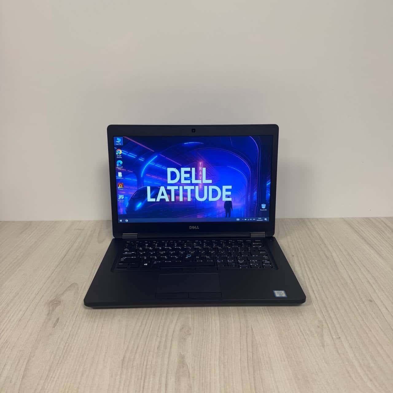 Dell Latitude 5480 -6600U NVIDIA 930MX 14.0" HD Core i7-6600U 16/256