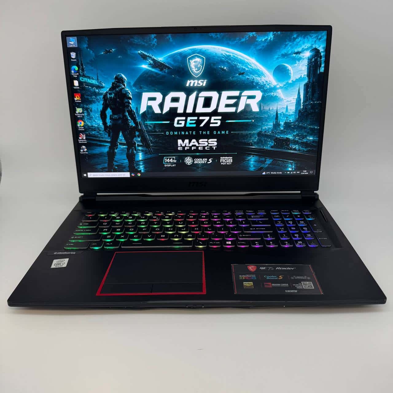 MSI Raider GE75 10SE 17.3" FHD 144Hz Core i7-10750H 16/128 RTX 2060 6GB