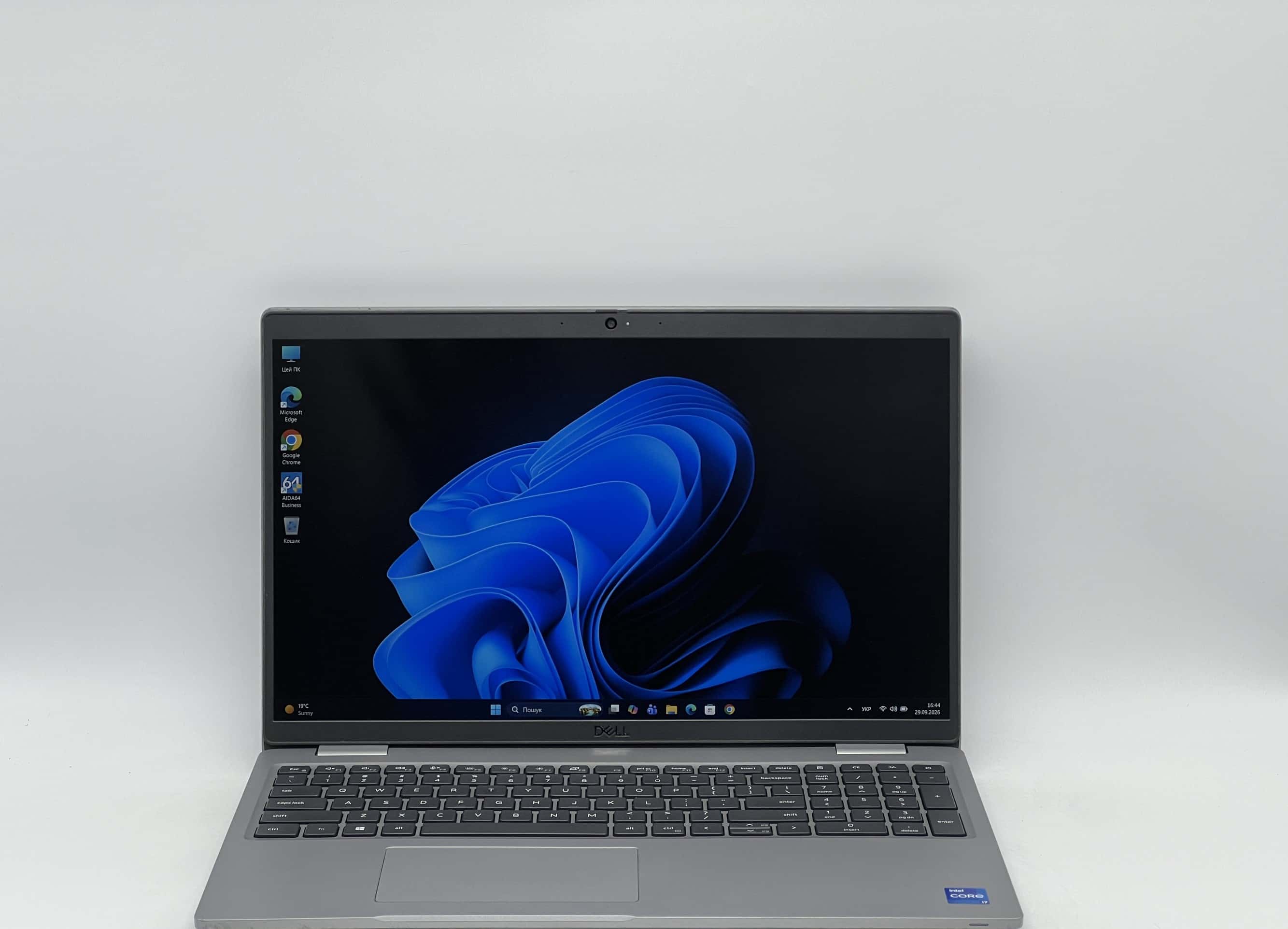 Dell Latitude 5520 15" FHD i7-1185G7 16/240