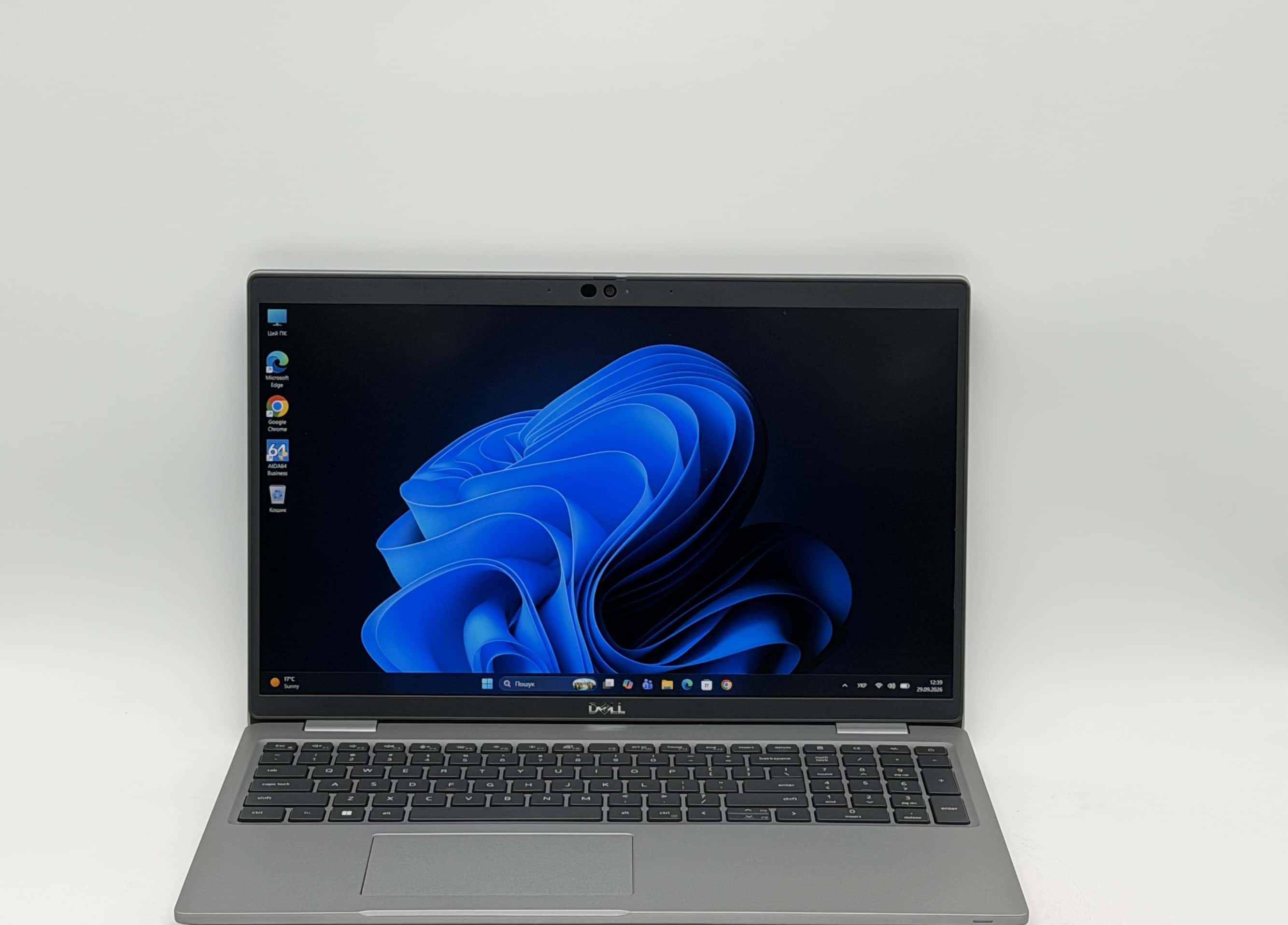 Dell Latitude 5520 15" FHD i5-1145G7 16/240