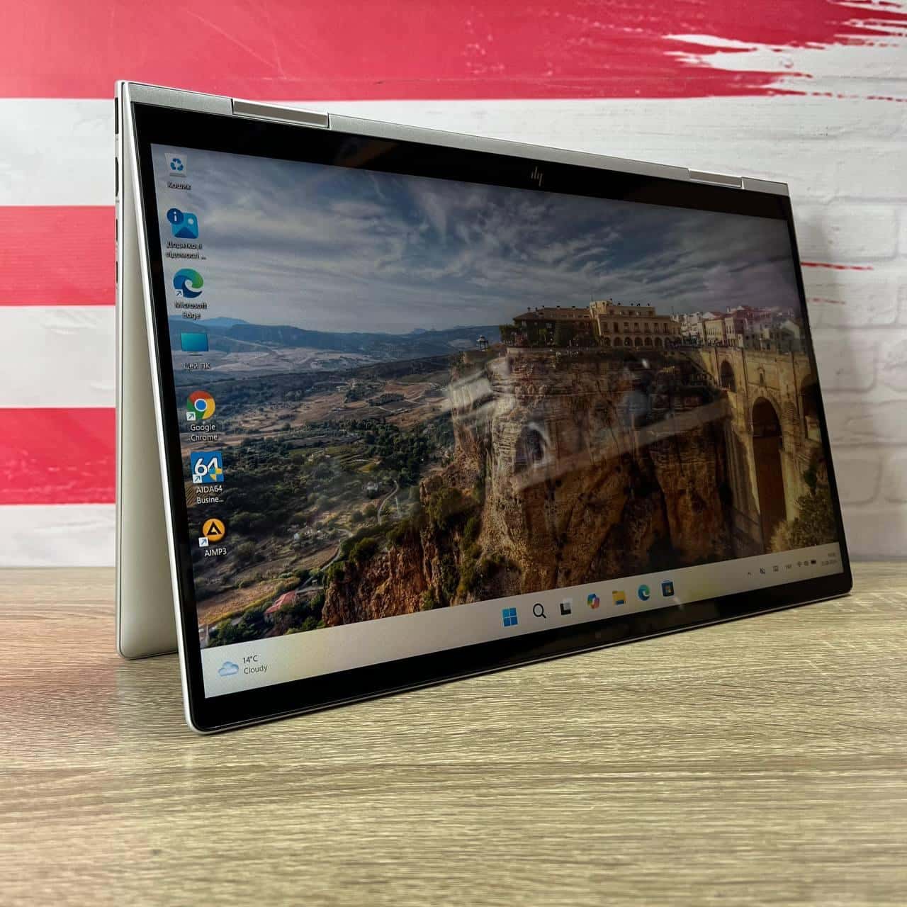 HP Envy x360 15-fe0013dx 15.6" FHD 13th Gen Core i5-1335U 8/256