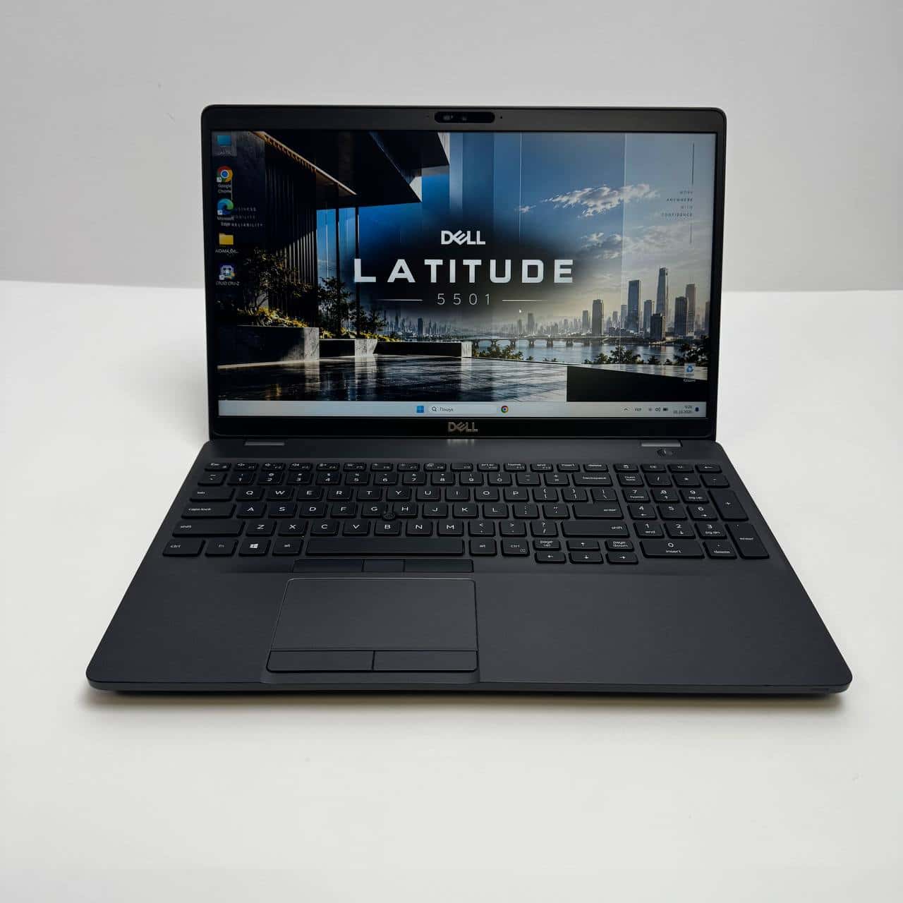 Dell Latitude 5501 15.6" FHD Core i5-9400H 8/256