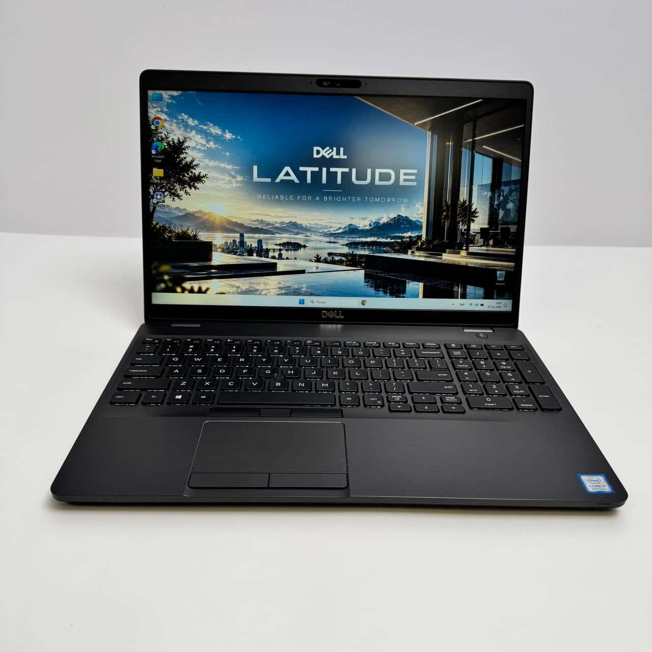 Dell Latitude 5500 15.6" FHD Core i7-8665U 8/256