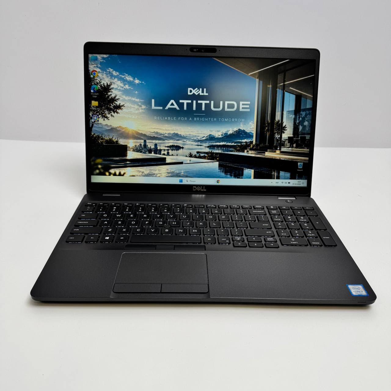 Dell Latitude 5500 15.6" FHD Core i7-8665U 8/256