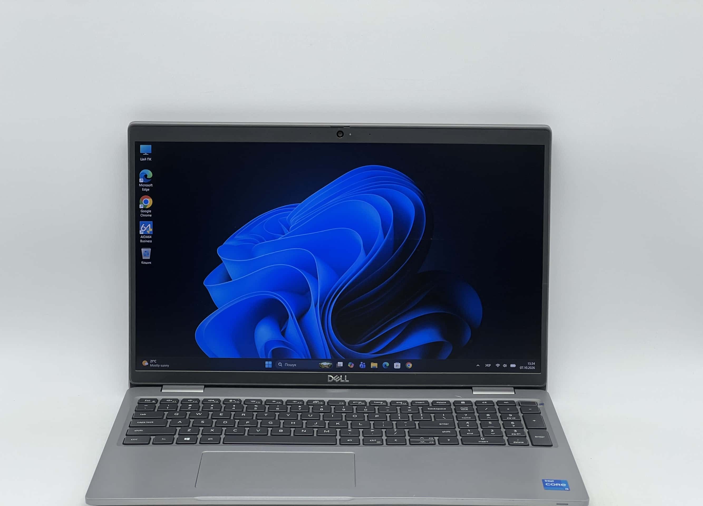 Dell Latitude 5520 15" FHD i5-1135G7 16/240