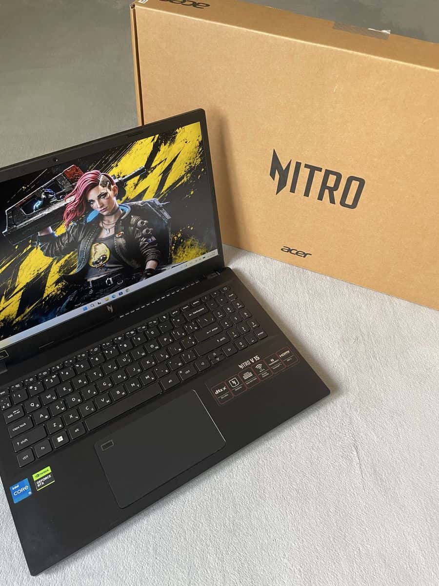 Acer Nitro V15 15.6" 144Hz Core i5-13420H 16/512 RTX 2050 4GB