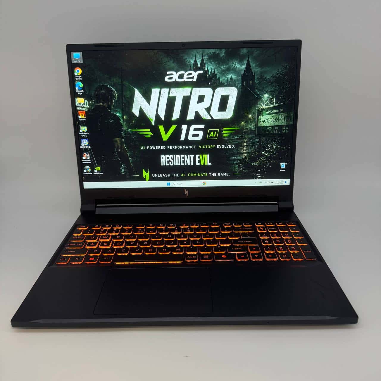 Acer Nitro V 16 AI ANV16-42 16.0" 180Hz Ryzen 5 240 16/512 RTX 5050 8GB