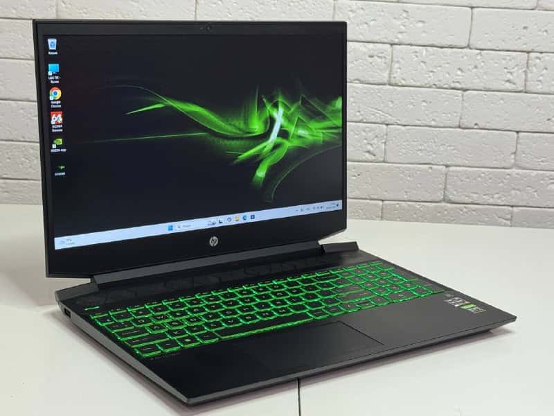 HP Pavilion 15 15.6" FHD Ryzen 5 5600H 8/1TB RTX 3050 4GB