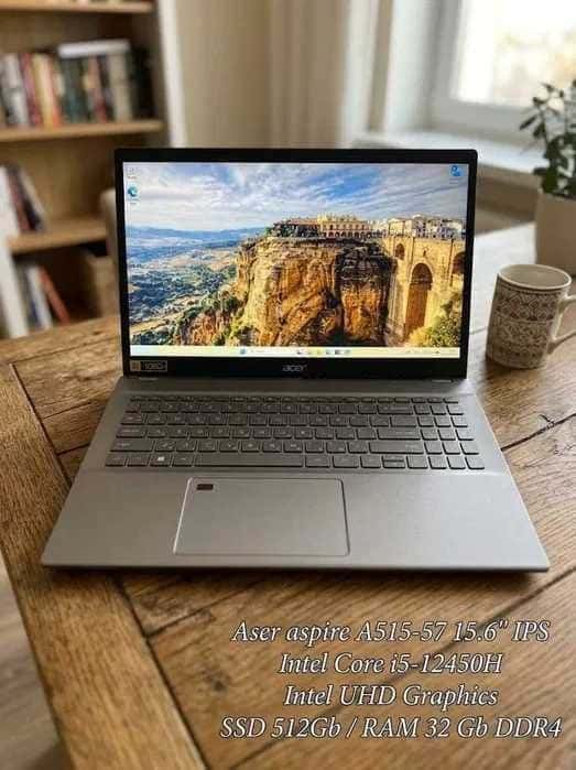 Acer Aser aspire A515-57 15.6" FHD Core i5-12450H 32/512