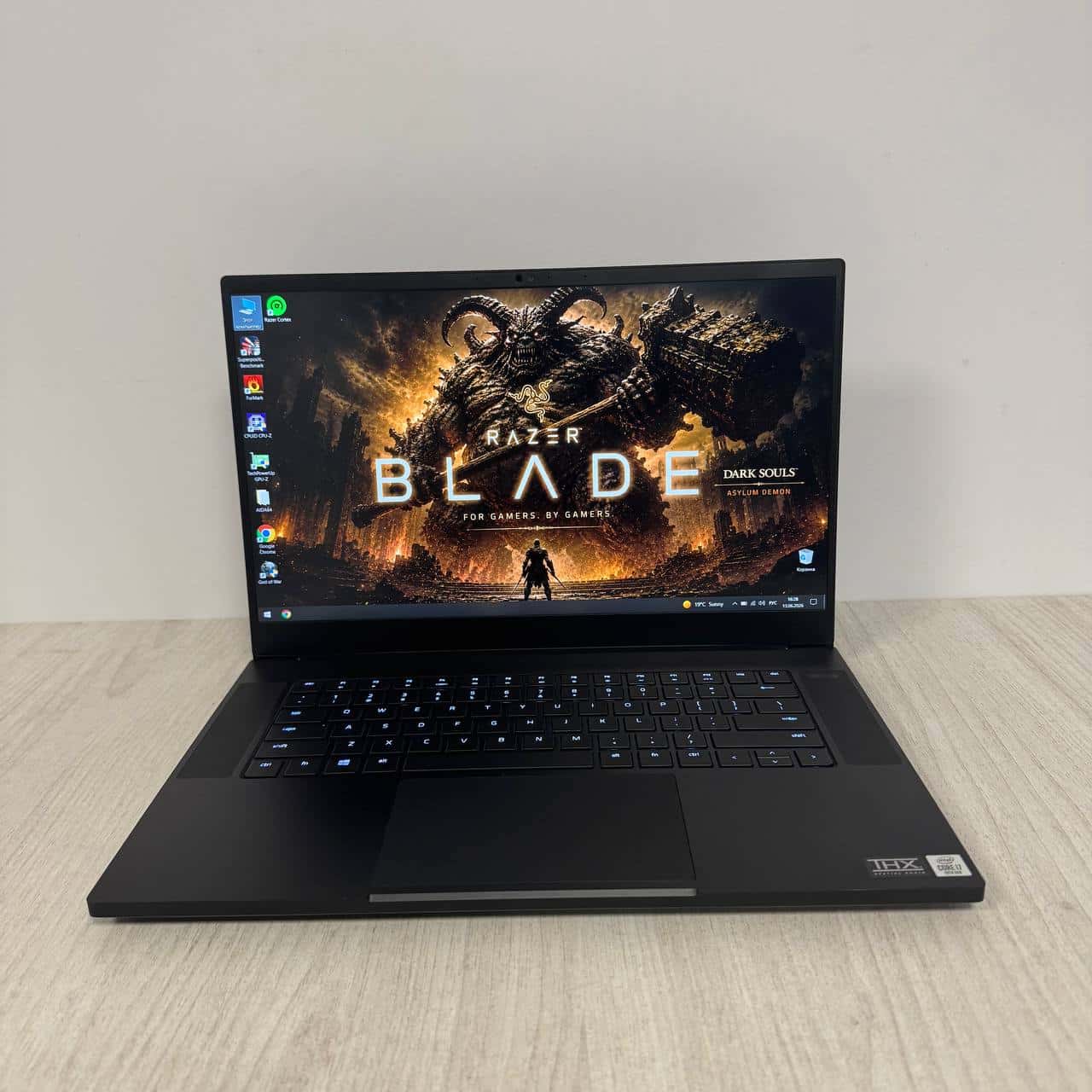 Razer Blade 15 RZ09-0367 15.6" 300Hz Core i7-10875H 16/512 RTX 3080 8GB
