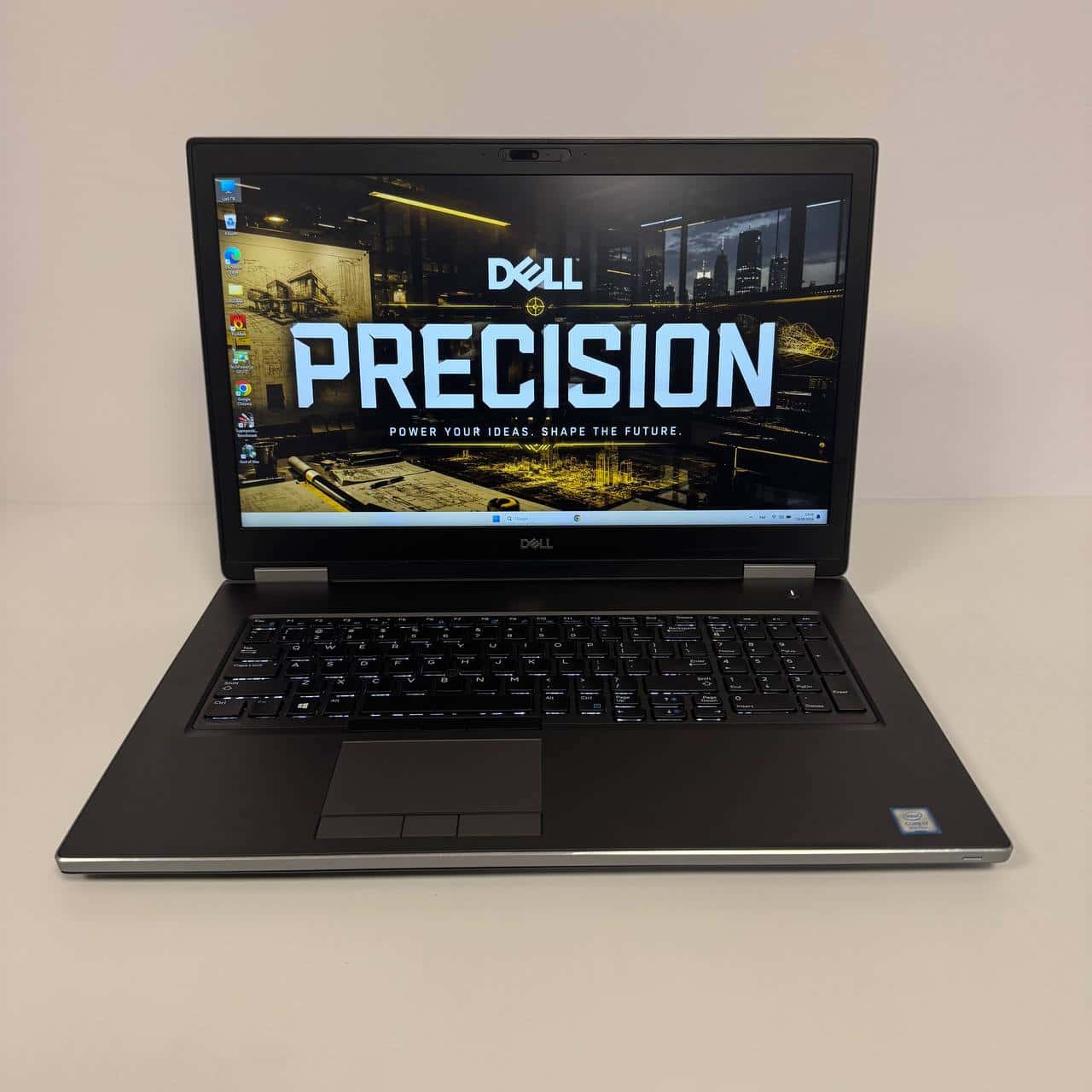 Dell Precision 7740 17.3" Core i7-9750H 16/256 RTX 3000 6GB