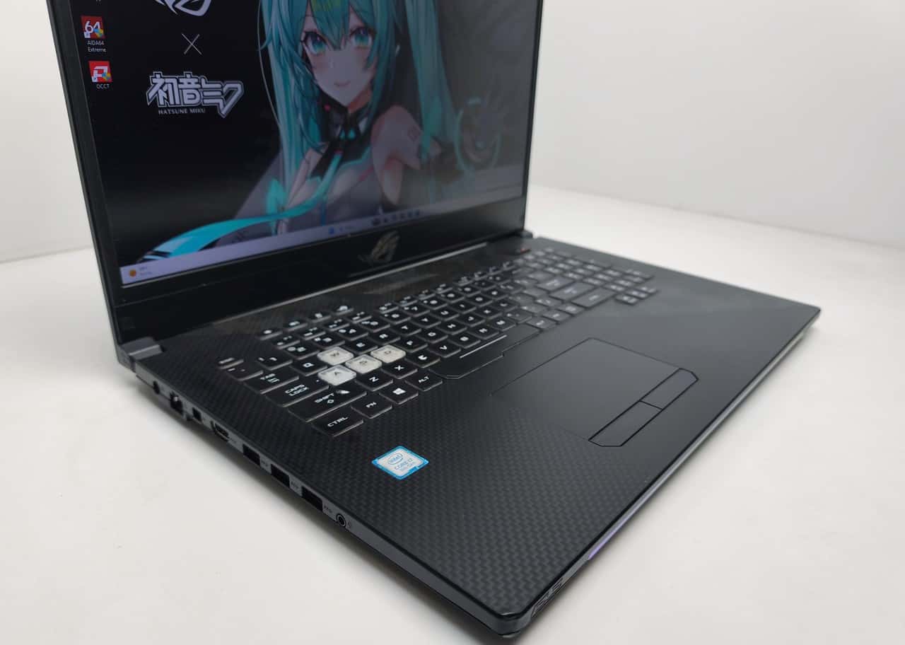 Asus ROG Strix Scar II 17.3" Core i7-8750H 16/1000 RTX 2070 8GB